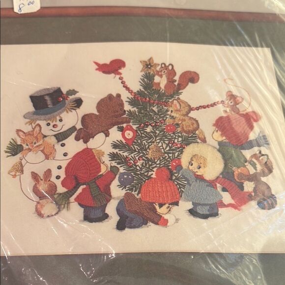 Vintage Columbia Minerva Crewl Kit "Decorating the Tree" Christmas Picture - Picture 4 of 5